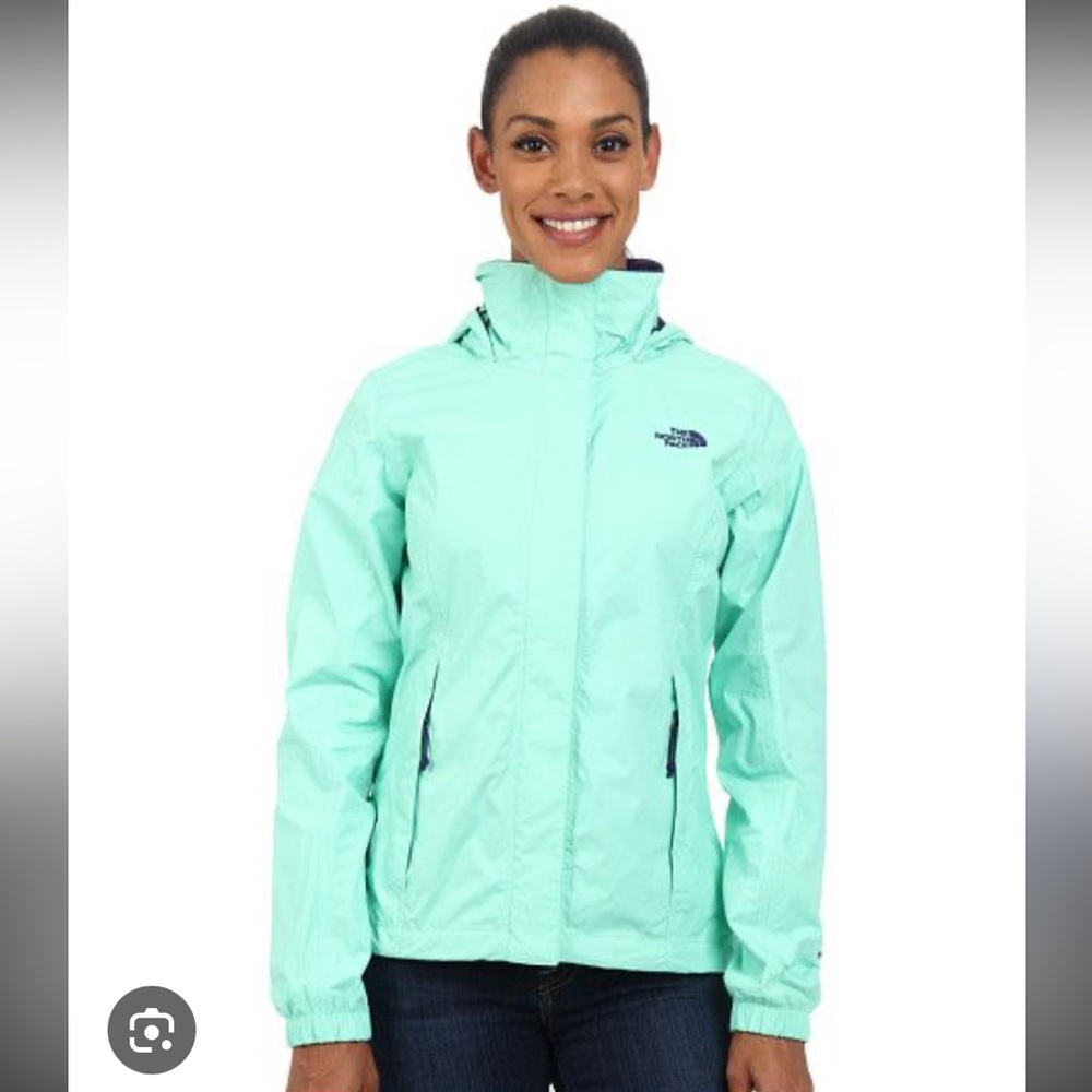 The North Face Resolve Hyvent Rain Jacket Green size XS